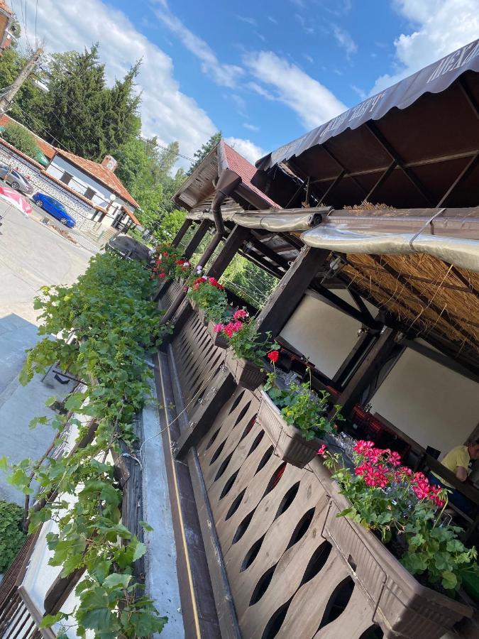 Къща За Гости Бабуч Dobrinishte Esterno foto